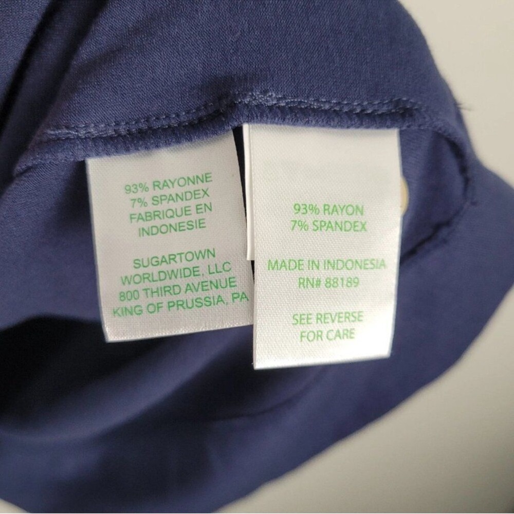 NWT Lilly Pulitzer Sophie UPF 50+ Dress in a True Navy
Size - Large - Picture 4 of 12